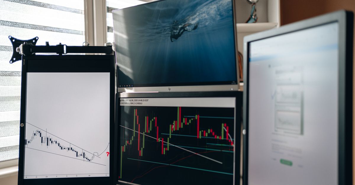 ABM Programs Start Running Themselves Through AI Chat