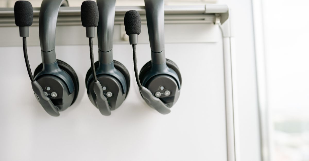 Sales Orgs Start Splitting AI and Humans by Channel