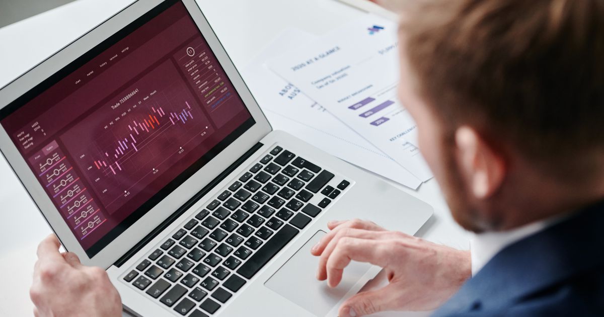 CaliberMind Links LinkedIn Engagement Data to CRM Pipeline