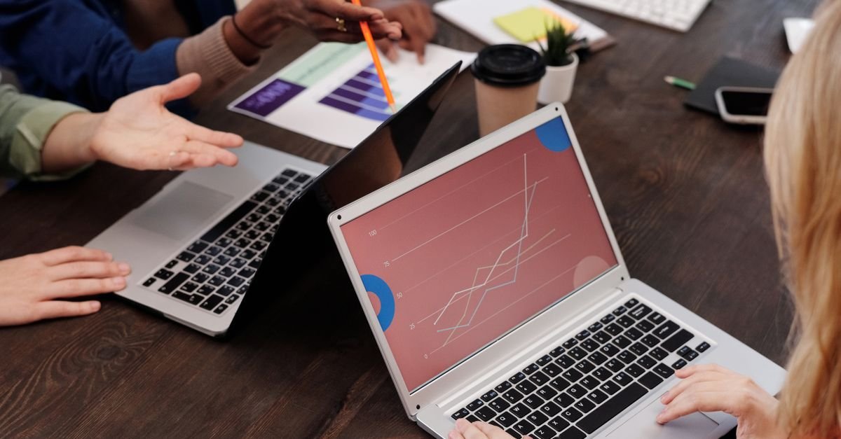 Buyers Now Arrive With AI Answers, So Sales Teams Need Evidence They Can Defend