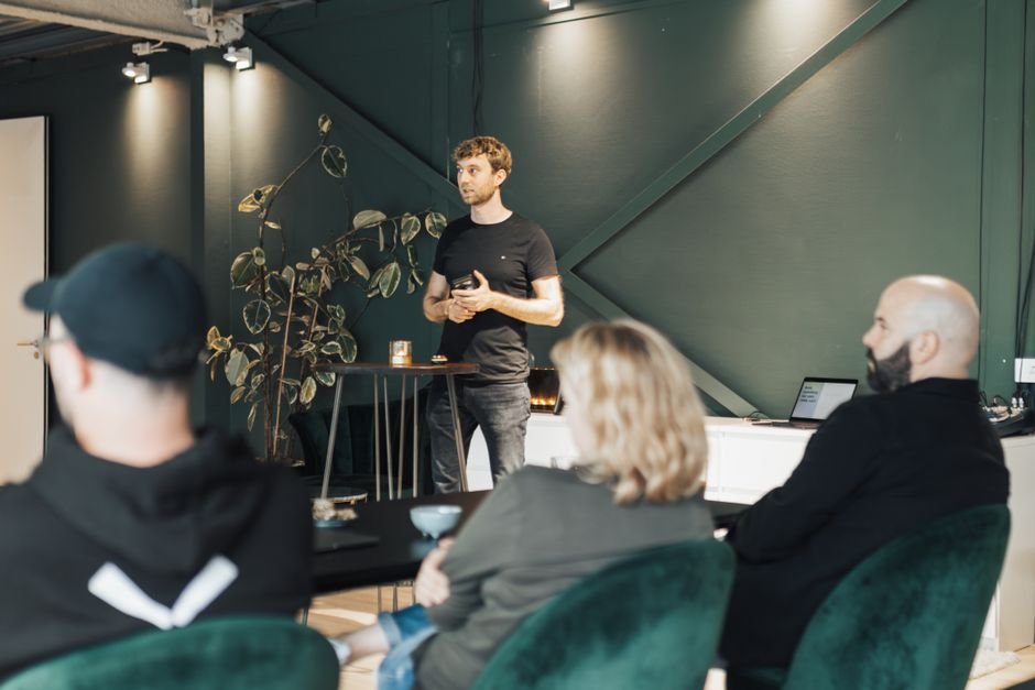 IBM Reports Client Meeting Prep Down From Hours to 15-20 Minutes